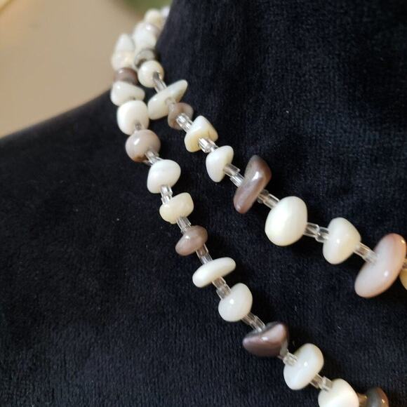 Womens Fashion Mother of Pearl Beads Double Strand Collar Necklace Jewelry - Picture 5 of 6